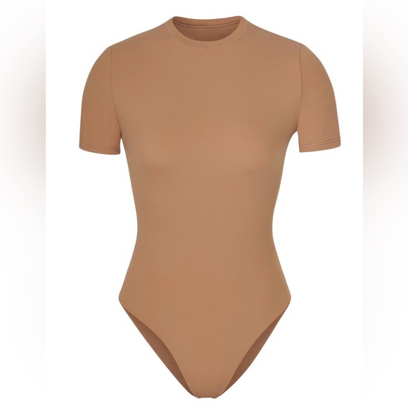 SKIMS Tops - SKIMS Fits Everybody T-Shirt Bodysuit | Sienna | Size Large